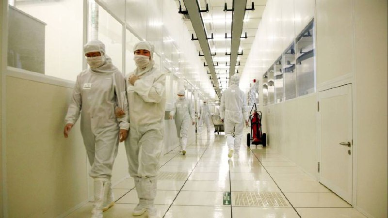China gives chipmakers new powers to guide industry recovery