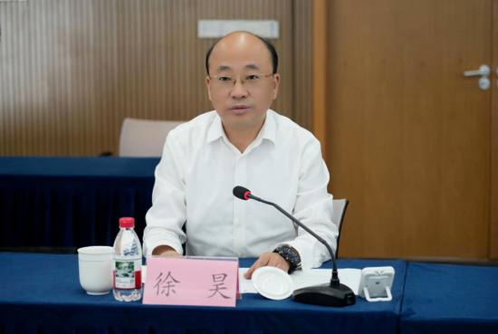 云上贵州大数据集团董事长徐昊被查据贵州省纪委监委9月12日消息：云上贵州大数据（集团）有限公司党委书记、董事长徐昊涉嫌严重违纪违法，目前正接受贵州省纪委监委纪律审查和监察调查